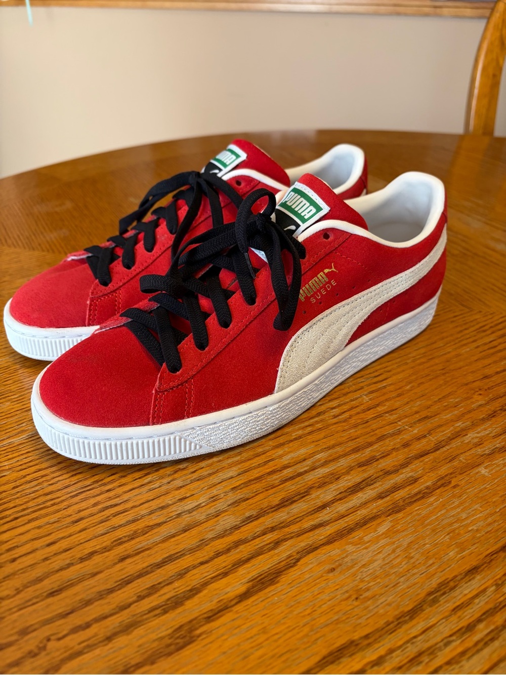 NWOT Kids Puma Sneakers